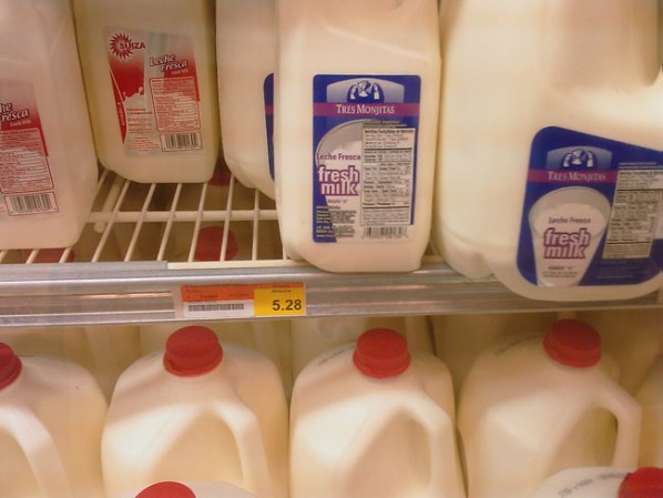 La leche Tres Monjitas