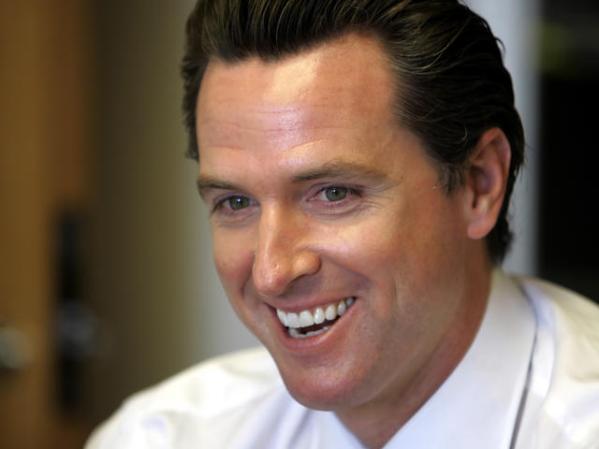 Gavin Newsom, el alcalde de San Francisco, fue vinculado románticamente a la esposa de su jefe de campaña política.
