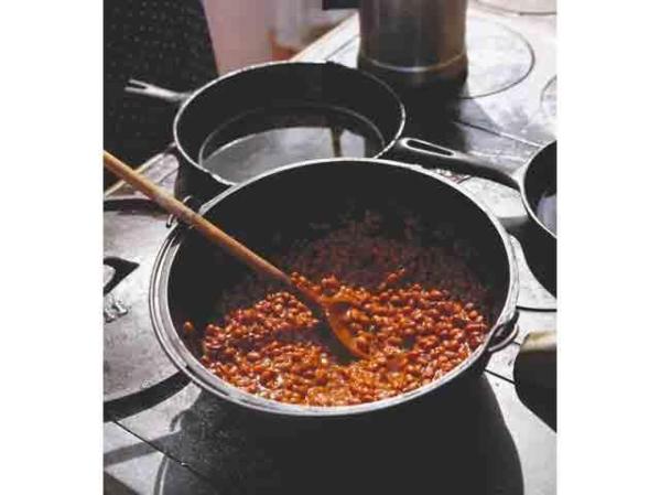 La combinación de frijoles con sodio puede derivar en hinchamiento también.