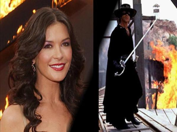 Antonio Banderas ÿ Catherine Zeta Jones, con 'The Mask of Zorro', ocupan el lugar número 25 en la lista de las 25 parejas más sensuales en la historia del cine, según la revista "Moviefone".