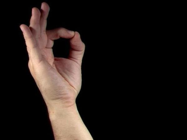 No se le ocurra hacer este gesto de aprobación en Brazil, tiene un significado obsceno.