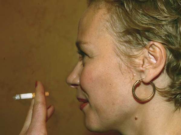 Katja Riemann, hay veces en que la belleza mezcla bien con el tabaco.