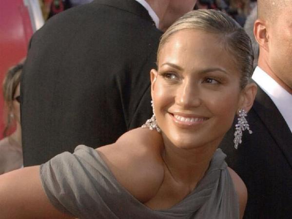 Así se apareció a una gala en Los Angeles, en el 2001.