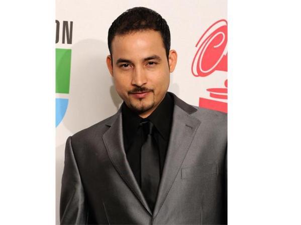 Germán tiene un dueto con Luis Fonsi y ha compartido escenario con consagrados como Vicente Fernández, Graciela Beltrán y La Banda El Recodo.