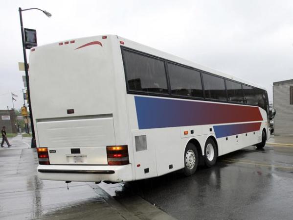 En trayectos muy cortos y urbanos usa el transporte público.
