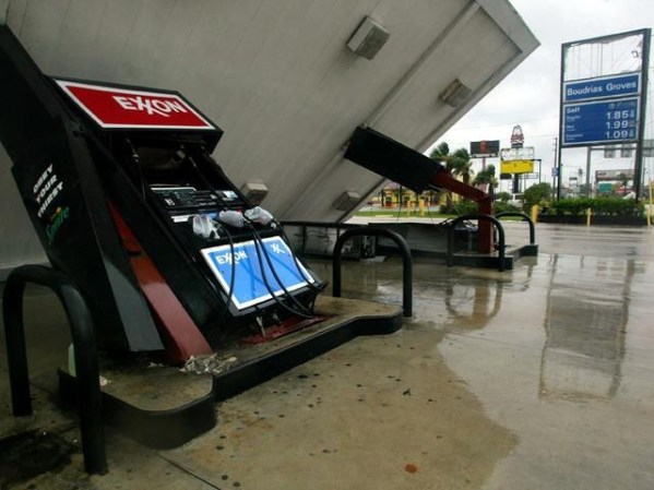 El ciclón Frances aterrizó el 5 de septiembre del 2004 en Fort Pierce, Florida.