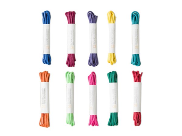 Paquete de cordones para zapatos. Disponible en hookandalbert.com, $72.