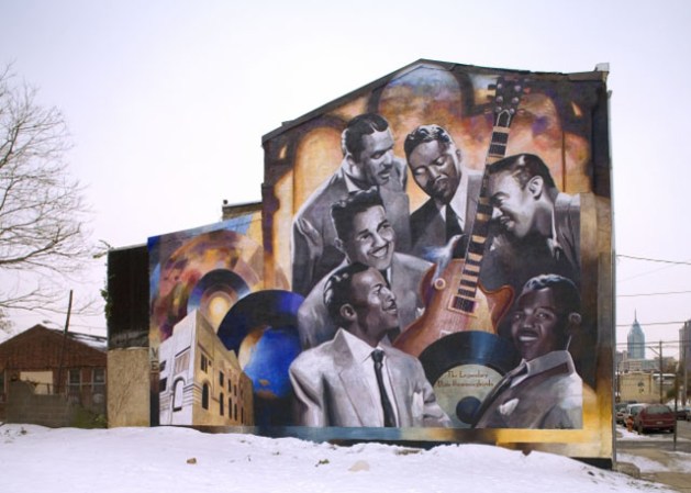 “The Legendary Dixie Hummingbirds”, de Cliff Eubanks (859 N. 15th Street)
