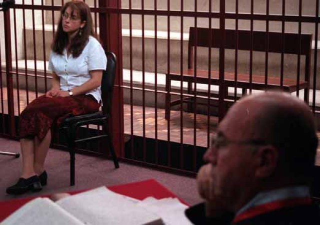 Fotos tomadas durante el juicio de Lori Berenson.