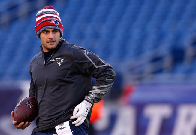 Ladies!!! Aquí la lista de los más sexys que pelearán con todo en este Super Bowl 49. Iniciamos con el guapo Jimmy Garoppolo #10 New England Patriots.