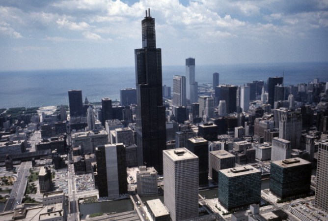La torre Willis es un edificio que se ha convertido en uno de los íconos más bellos y atractivos de Chicago. ¡Descúbrela!