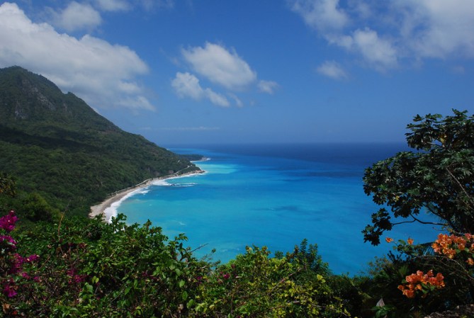 La temperatura promedio anual de Barahona es de 26°C, por lo que tendrá un clima excelente prácticamente cualquier día en que la visites.