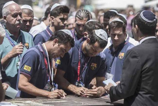 El Barcelona se encuentra de gira por Israel y ha revolucionado a sus habitantes.