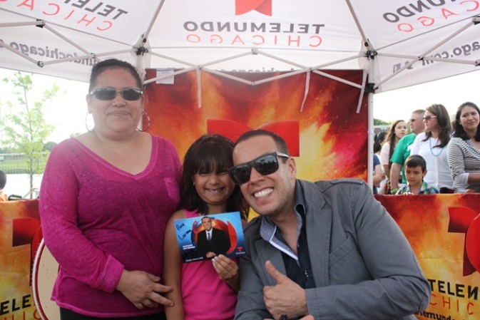 Telemundo Chicago presente en el "Festival del Sagrado Corazón" en "Aurorita la Bella".