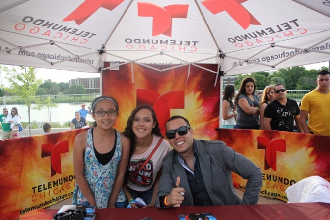 Telemundo Chicago presente en el "Festival del Sagrado Corazón" en "Aurorita la Bella".
