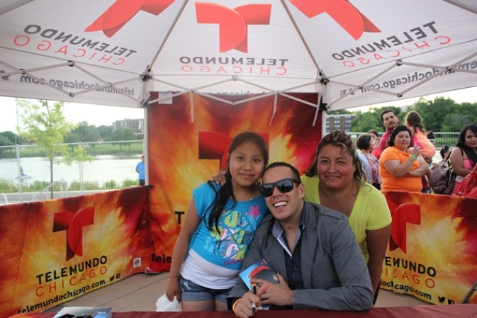 Telemundo Chicago presente en el "Festival del Sagrado Corazón" en "Aurorita la Bella".