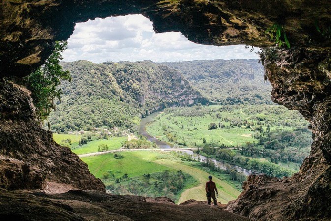 Pero ya estando en Arecibo, no puedes perder una visita a esta zona que es un espectáculo de la naturaleza, como ésta, la Cueva Ventana.