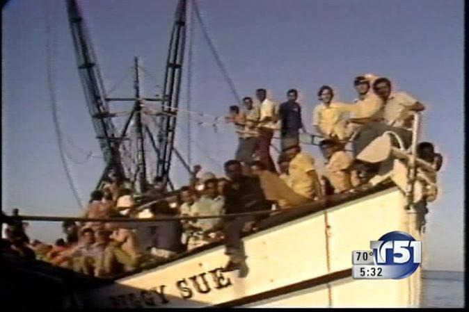 ENTRE EL 15 DE ABRIL Y EL 31 OCTUBRE dce 1980: Más de 100,000 cubanos salen de la isla por el puente marítimo del Mariel.