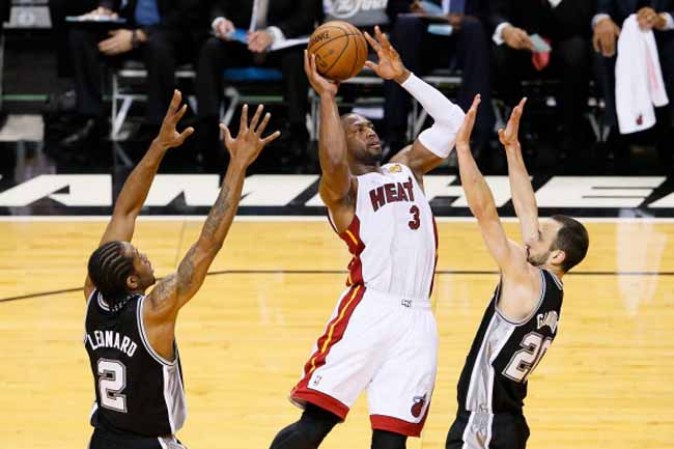 Y ahora disfrute otros grandes momentos de una noche mágicamente HEAT.