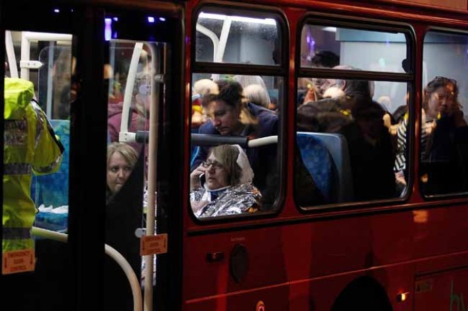 Pesadilla en Londres por el derrumbe del techo de un teatro.