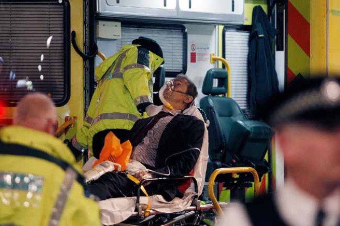 Pesadilla en Londres por el derrumbe del techo de un teatro.