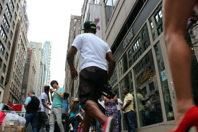 Llenos de alegría y a ritmo de tambor, güira y guitarra, los dominicanos hicieron tronar a la Gran Manzana en su desfile de Manhattan 2013.