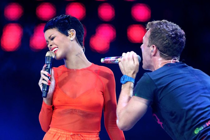 El nuevo tatuaje era visible durante su presentación junto a Chris Martin en la clausura de los juegos paralímpicos de Londres.