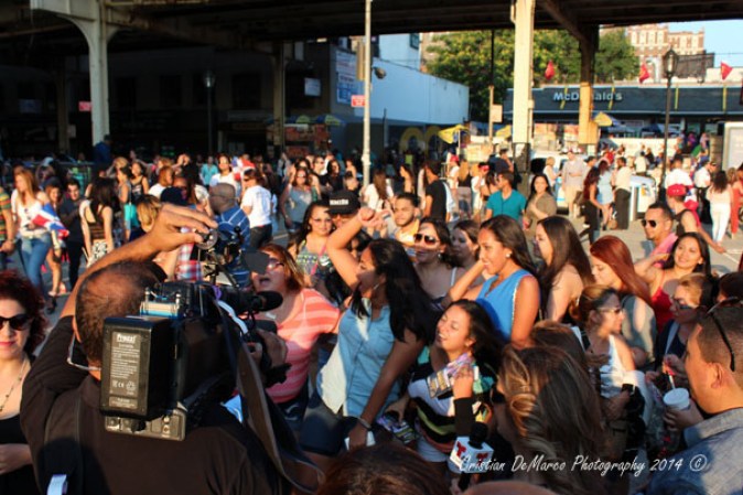 Imágenes del concierto histórico de Romeo Santos “El Rey de la Bachata” en el Yankee Stadium de Nueva York.