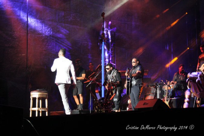 Imágenes del concierto histórico de Romeo Santos “El Rey de la Bachata” en el Yankee Stadium de Nueva York.