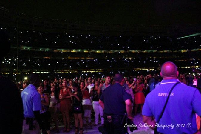 Imágenes del concierto histórico de Romeo Santos “El Rey de la Bachata” en el Yankee Stadium de Nueva York.