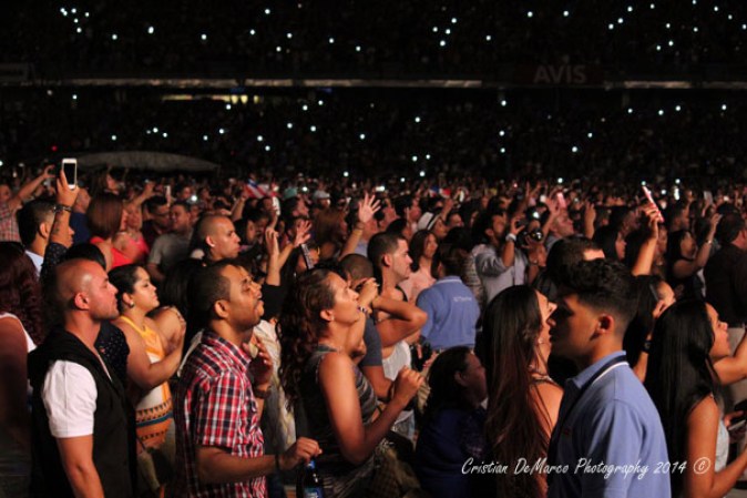 Imágenes del concierto histórico de Romeo Santos “El Rey de la Bachata” en el Yankee Stadium de Nueva York.