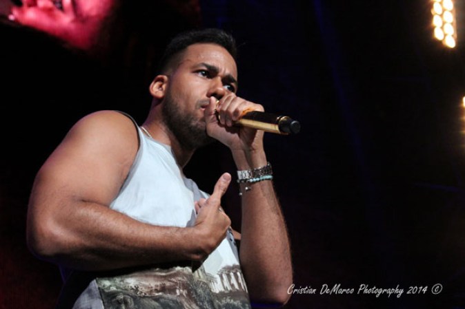 Imágenes del concierto histórico de Romeo Santos “El Rey de la Bachata” en el Yankee Stadium de Nueva York.