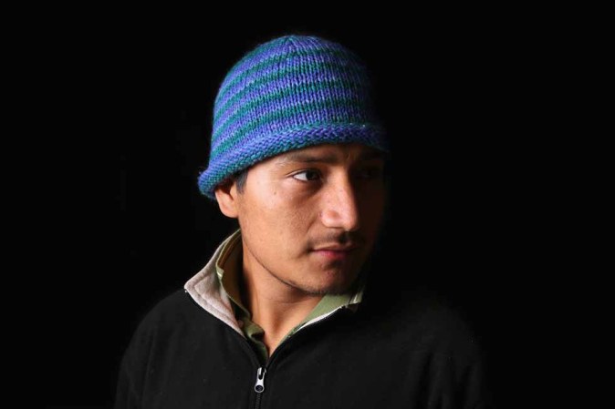 Gilberto Méndez, de 28 años, es de Chiapas, México. Declaró que era un trabajador agrícola por 5 años en el estado de Washington antes de ser detenido por la policía y arrestado por manejar sin licencia. Dijo que intentará regresar a Estados Unidos.