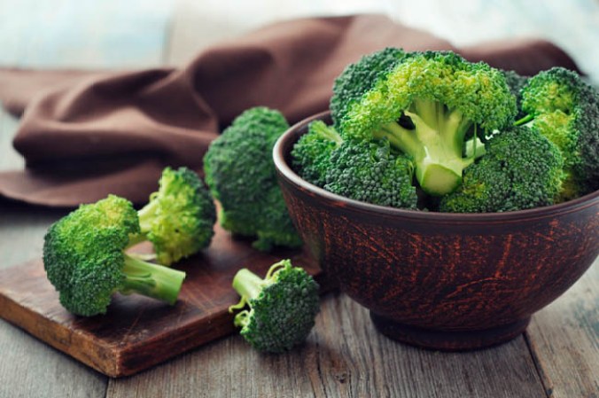 Brócoli: Desintoxicante natural, anti infamatorio rico en vitamina A, C y K . En pocas palabras el brócoli es esencial para mantener una piel saludable, sin imperfecciones.