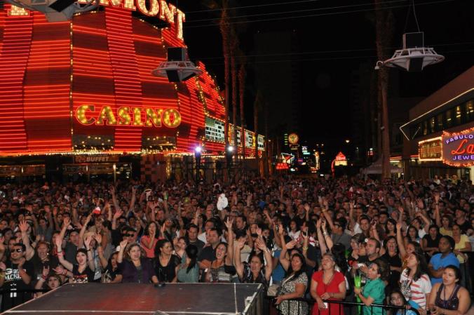 Más de cinco mil personas se dieron cita en el evento.