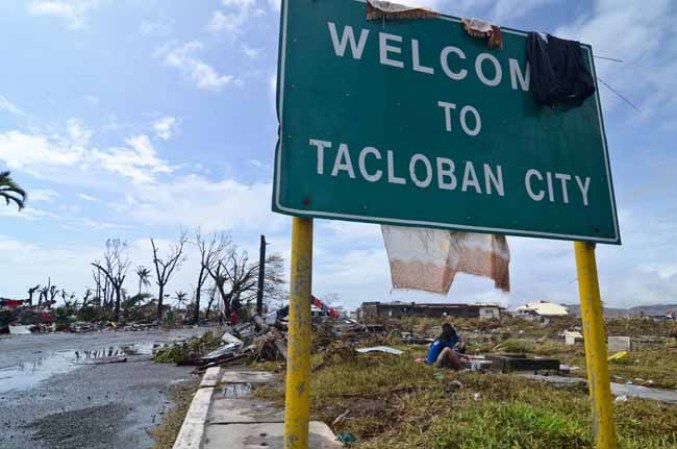 La mayoría de las muertes confirmadas y de la devastación ocurrieron en la isla de Leyte, donde se encuentra Taclobán.