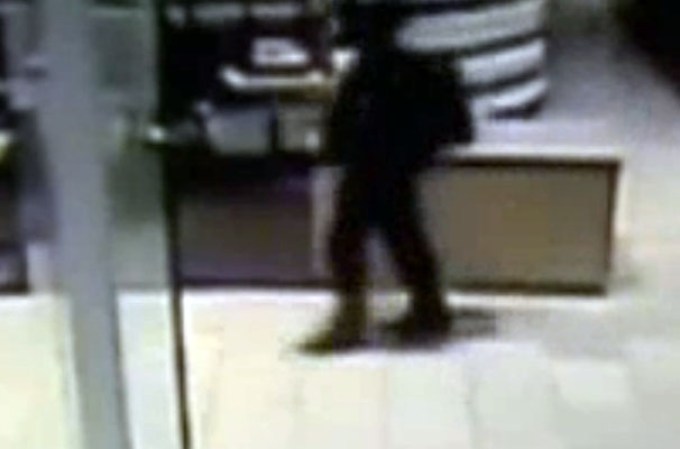 Las autoridades revelan nuevas imágenes del pistolero, Richard Shoop, que atemorizó al centro comercial “Garden State Plaza”, en Nueva Jersey.