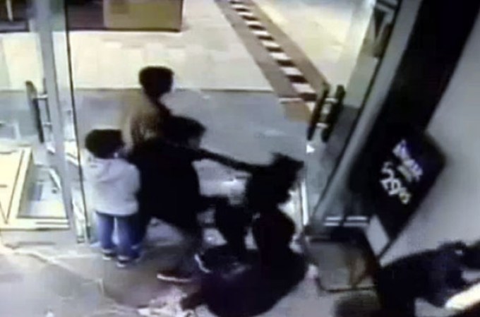 Las autoridades revelan nuevas imágenes del pistolero, Richard Shoop, que atemorizó al centro comercial “Garden State Plaza”, en Nueva Jersey.