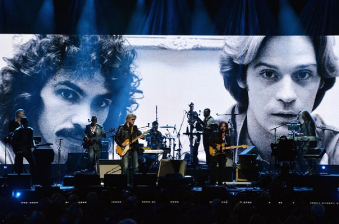 Recuento en imágenes de la Ceremonia de Inducción del Salón de la Fama del Rock, celebrada en el Barclays Center de Brooklyn, Nueva York.