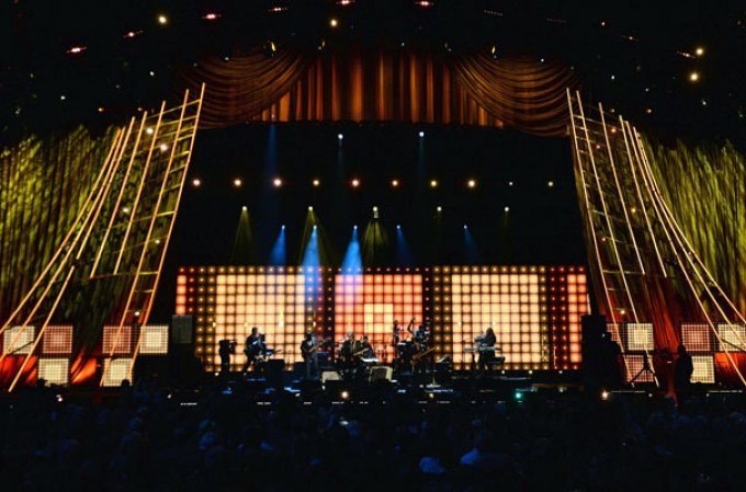 Recuento en imágenes de la Ceremonia de Inducción del Salón de la Fama del Rock, celebrada en el Barclays Center de Brooklyn, Nueva York.