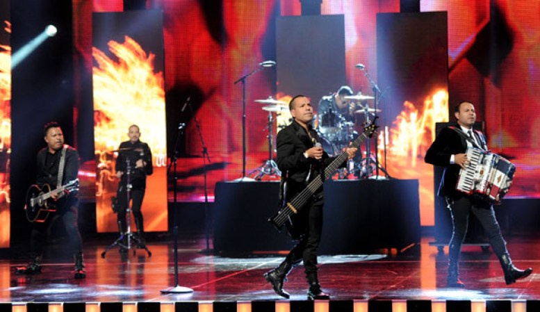 Los Inquietos del Norte en los Billboard Mexicanos 2013.