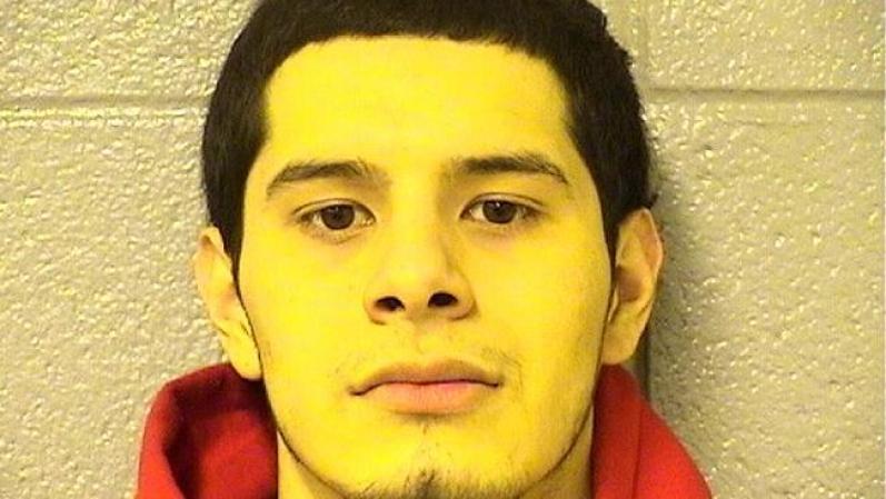 Marlon Rodriguez, 19 años<br />720 ILCS 5 12-3.05(a)(1) [1609<br />AGG BATTERY/GREAT BODILY HARM<br /><br /><br /><br /><br /><br />Las imágenes en esta galería son proporcionadas por autoridades policiales. Las personas arrestadas enfrentan meras acusaciones y son consideradas inocentes al menos que en una corte se compruebe lo contrario.