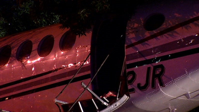 La avioneta, registrada en Tennair LLC de Clarksville, Tennessee, se dirigía hacia el Aeropuerto Ejecutivo de Chicago.
