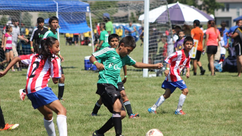 Telemundo Chicago disfrutando de un día de futbol con la comunidad. Disfruta de las imágenes...