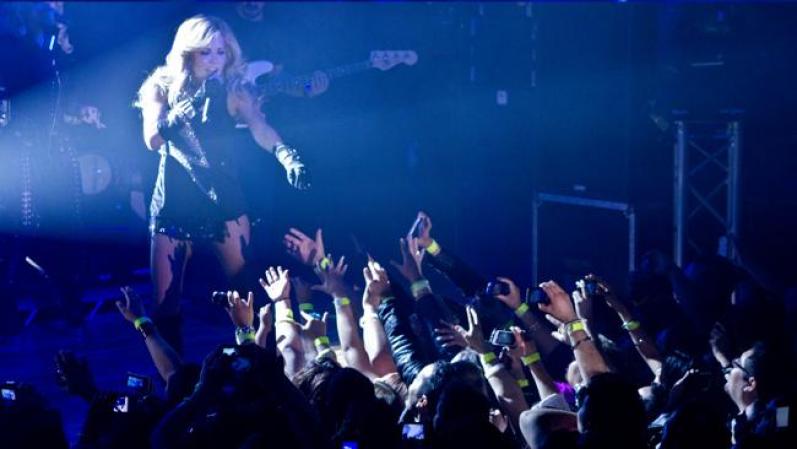 Gracias por habernos acompañado en la vibrante presentación de Gloria Trevi como parte de la serie de conciertos Billboard.