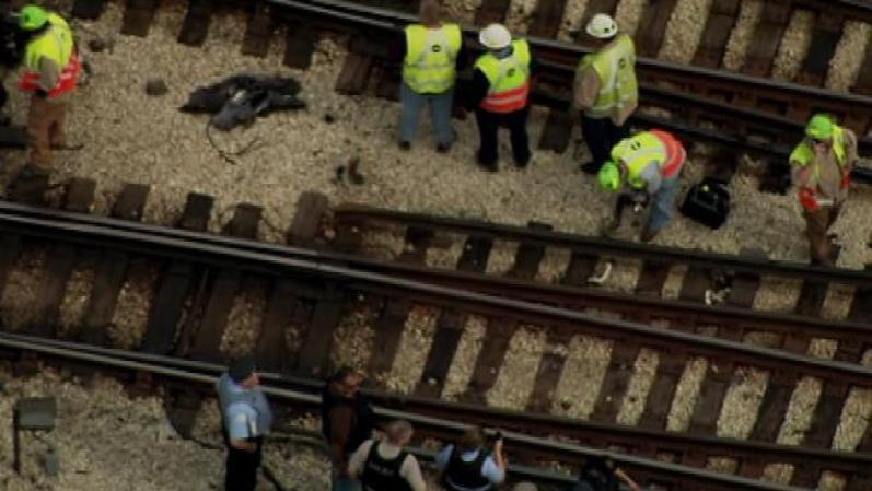 Según la CTA, el servicio de trenes de la Línea Roja fue suspendido temporalmente entre Howard y Belmont.