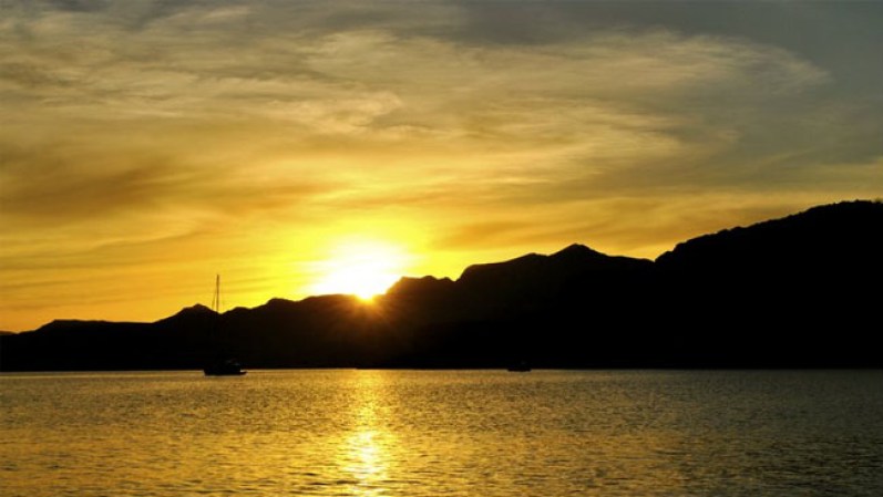 La Paz, Baja California Sur, es famoso por sus atardeceres y se ha convertido en un lugar ideal para los exploradores por las diferentes especies marinas.