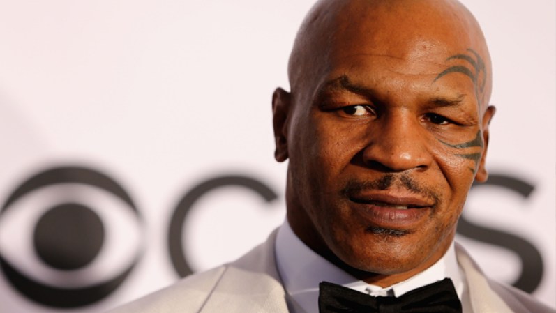 ¿Una tina de dos millones de dólares?. Aunque parece ridículo… el controversial boxeador Mike Tyson le compró a su primera esposa Robin Givens una tina por esa “modesta” cantidad.