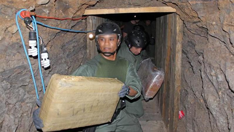 Si de toneladas se trata… pues nada mejor que un modesto túnel en la frontera.