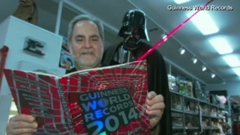 En California, Steve Sansweet fue reconocido por Guiness, por tener la más extensa colección de productos relacionados a la trilogía de ciencia ficción “Star Wars”...